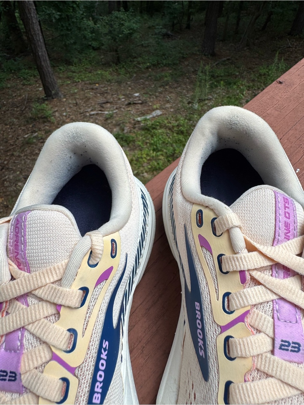 Brooks Adrenaline GTS 23 Women’s Running Shoes Size 7.5 apricot estate blue - Picture 9 of 10